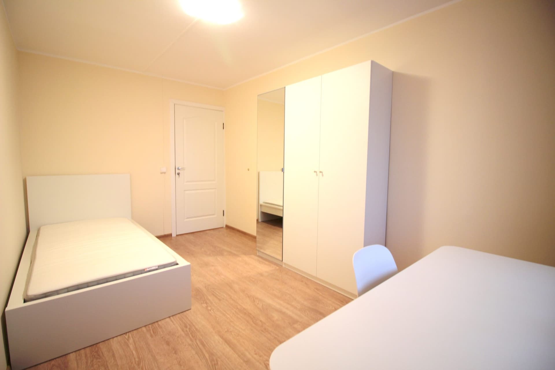 Room 2, Kaunas Varpo str. 10