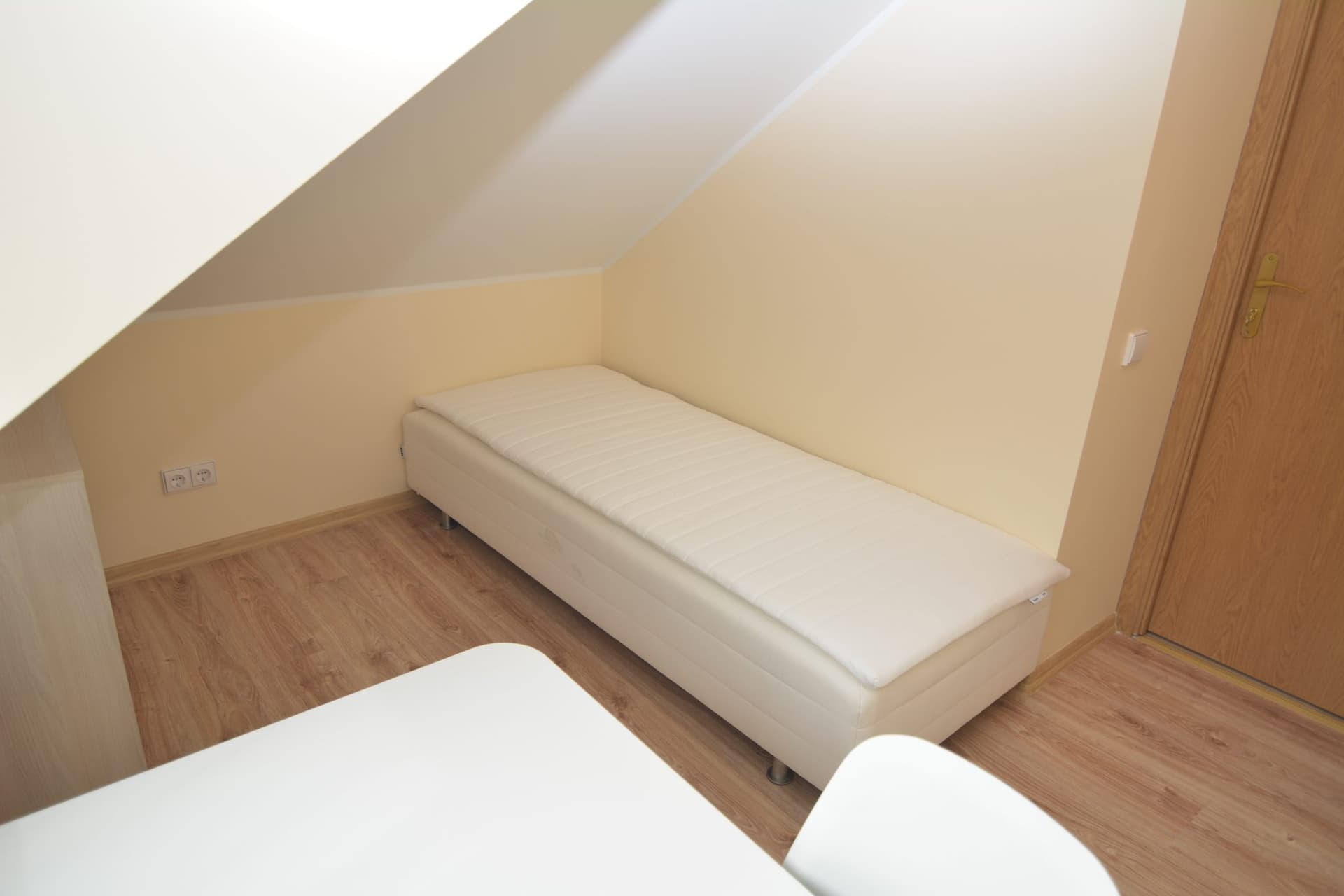 Room 2, Kaunas Savanorių ave. 14