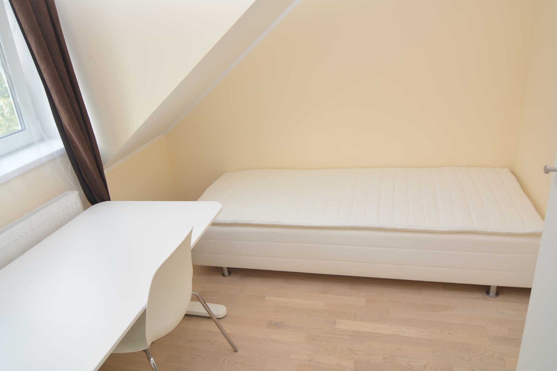 Room 5, Kaunas Savanorių ave. 14